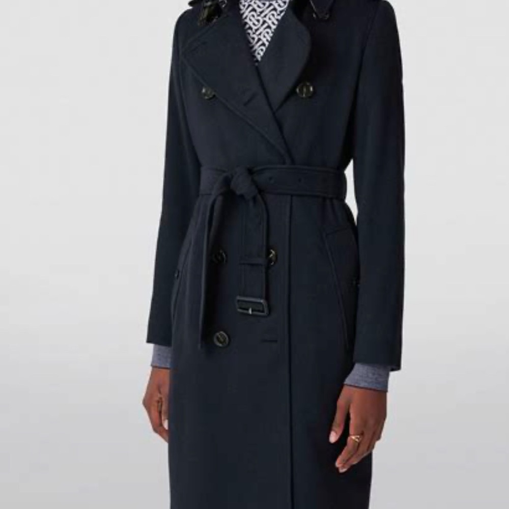 BURBERRY 💯 % WOOL  COAT